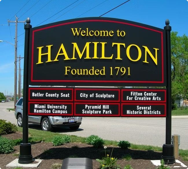 Large municipal welcome monument sign
